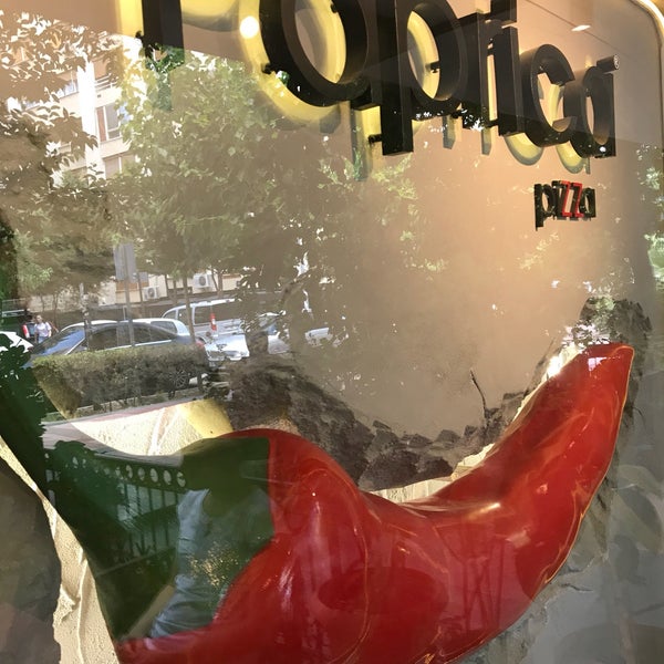 6/14/2018にKıvançがPaprica Ristorante&amp;Pizzaで撮った写真