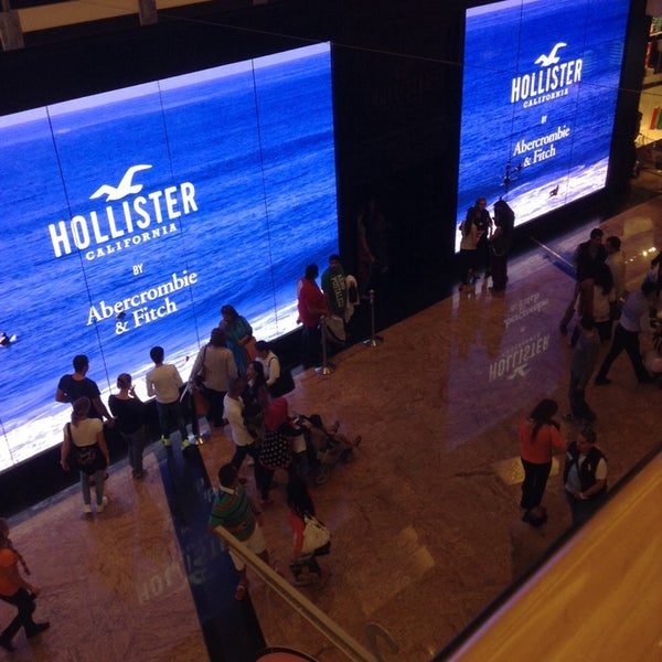 Hollister Co. - Магазин одежды в Dubai