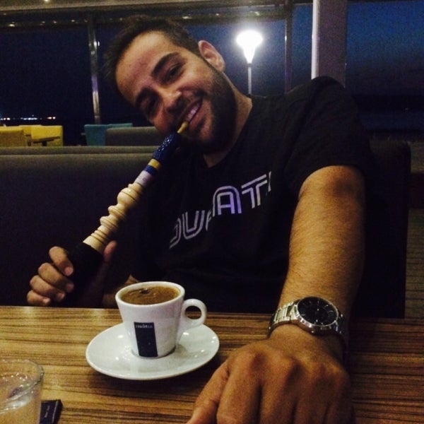 8/5/2015 tarihinde Burak A.ziyaretçi tarafından Ottoman17 Cafe &amp; Bar'de çekilen fotoğraf