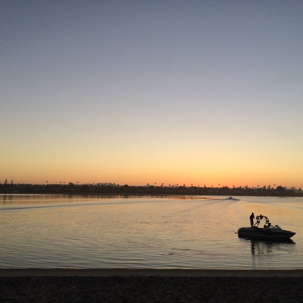 Foto diambil di Mission Bay Aquatic Center oleh Jade P. pada 9/25/2014