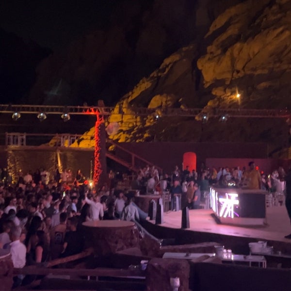 la-dolce-vita-desert-night-club-in-sharm-el-sheikh