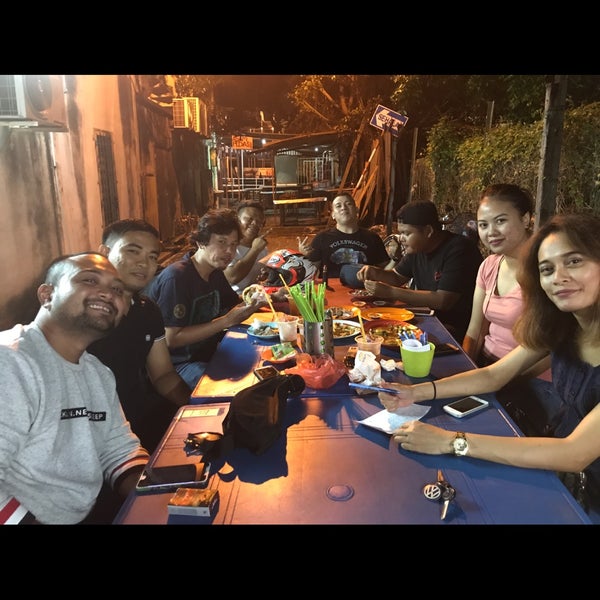 Kerang Cangkung Belakang Madam King