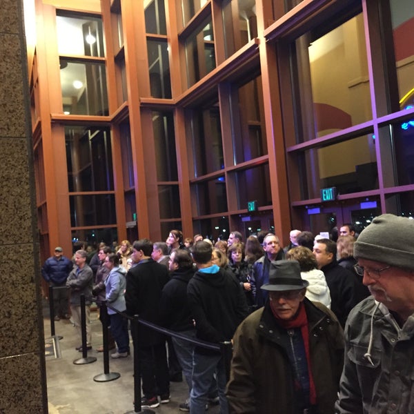 Regal Deerfield Town Center & RPX Sinema'da fotoğraflar