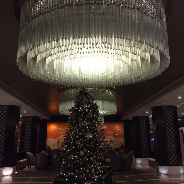 Снимок сделан в Radisson Blu Hotel &amp; Resort пользователем Ayel M. 12/27/2015
