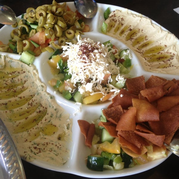 Photo taken at Al-Mukalla Arabian Restaurant by mommy.adreanna on 8/22/2014