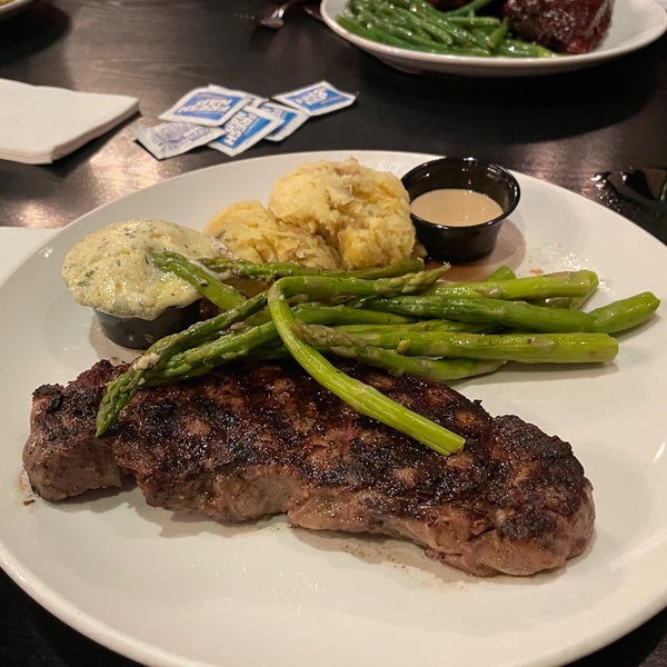 Uptown Grille 90 tips