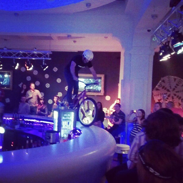 Photo taken at 360º Lounge Bar by Karel B. on 3/1/2013