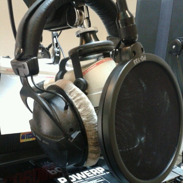 аудиотехника могилев. аудиотехника могилев. музыкальный центр mystery. аудиотехника м40х. музыкальный центр teac mc-d800.