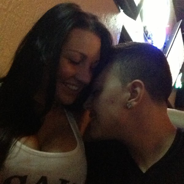 Photo taken at Bru&#39;s Room Sports Grill - Coral Springs by Stephanie C. on 1/11/2013