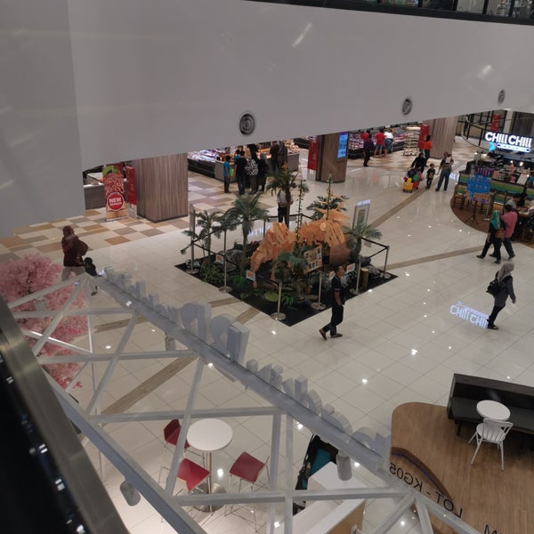 Eat In Food Court in Nilai