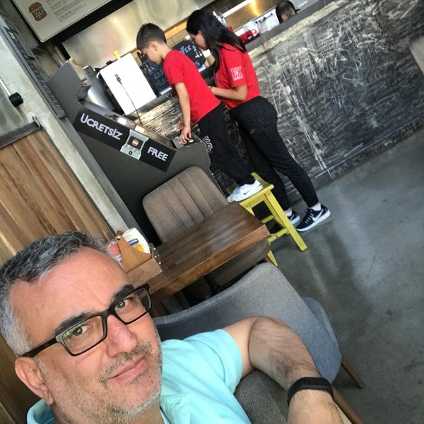 5/2/2018にFahri Ç.がBurger Bucksで撮った写真