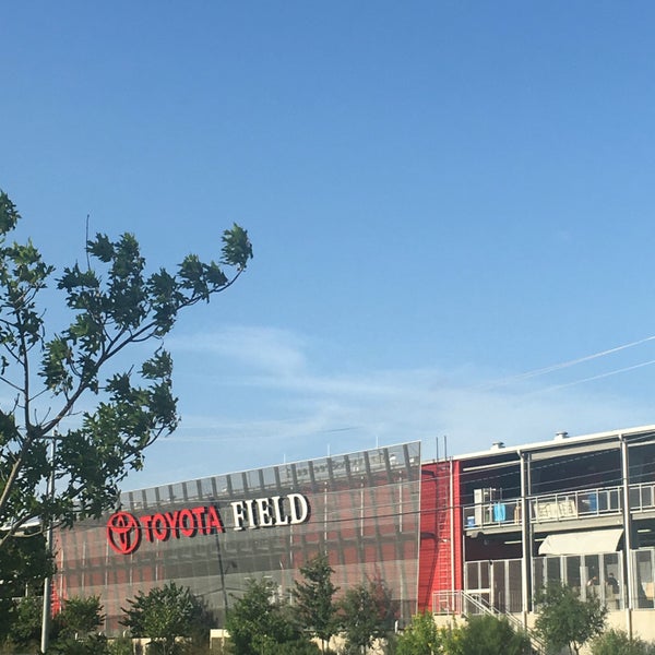 รูปภาพถ่ายที่ Toyota Field โดย Corey B. เมื่อ 7/10/2016