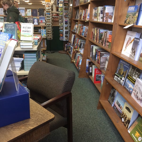 2/24/2018 tarihinde Michael M. M.ziyaretçi tarafından Fact &amp; Fiction Bookstore'de çekilen fotoğraf