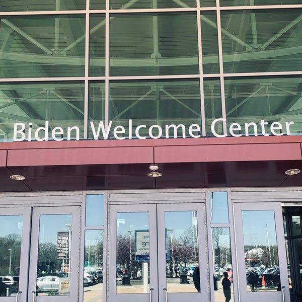 รูปภาพถ่ายที่ Biden Welcome Center โดย Joe L. เมื่อ 4/15/2022