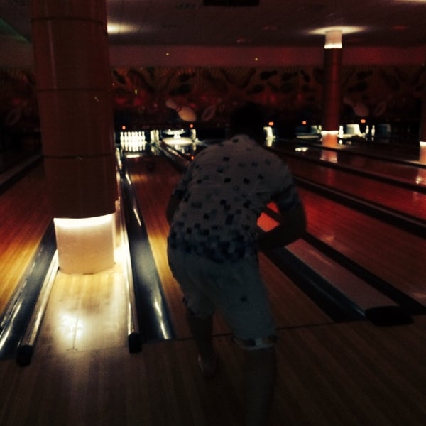 Ice Bowling