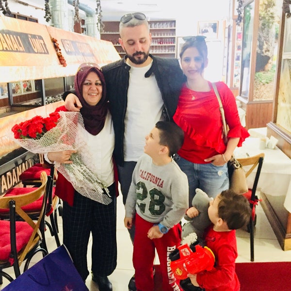 Foto diambil di Adanalı Ümit Usta oleh Bilge Ö. pada 5/15/2018