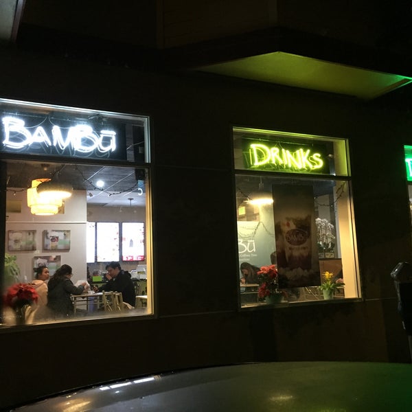 3/11/2019에 Andrew D.님이 Bambu Desserts &amp; Drinks에서 찍은 사진