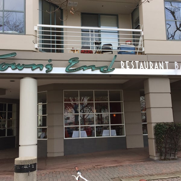 12/19/2019에 Andrew D.님이 Town&#39;s End Restaurant &amp; Bakery에서 찍은 사진