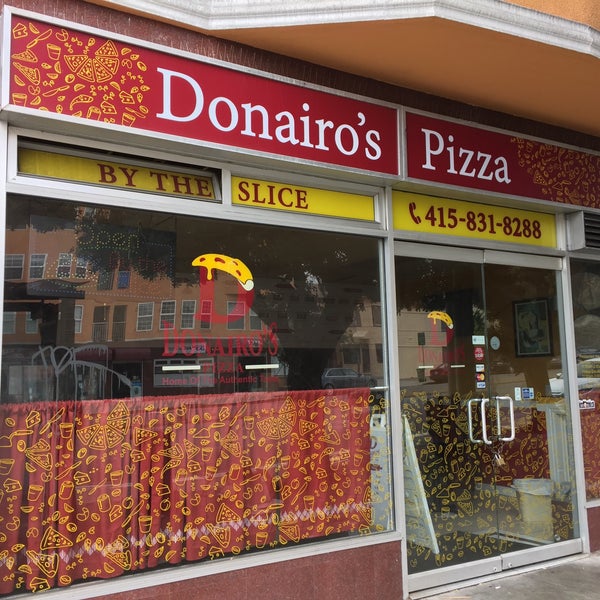 Снимок сделан в Donairo&#39;s Pizza пользователем Andrew D. 6/24/2019