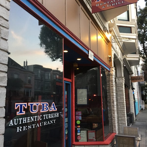 Das Foto wurde bei Tuba - Authentic Turkish Restaurant von Andrew D. am 10/11/2019 aufgenommen