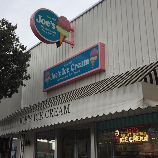 Photo taken at Joe&#39;s Ice Cream by Andrew D. on 2/28/2019