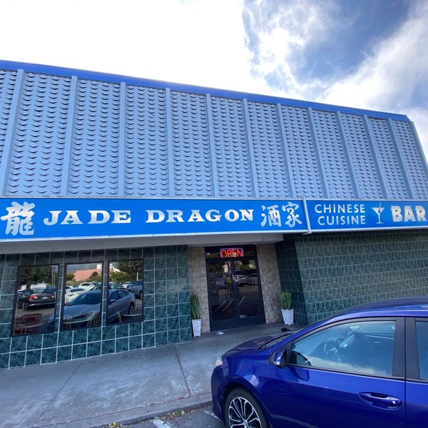 Photo taken at Jade Dragon Restaurant by Andrew D. on 7/4/2020