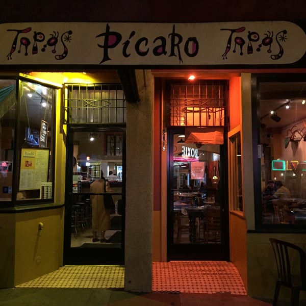 รูปภาพถ่ายที่ Picaro Cafe โดย Andrew D. เมื่อ 2/7/2019