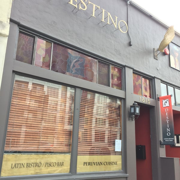 Foto diambil di Destino Latin Bistro/Pisco Bar oleh Andrew D. pada 12/24/2019