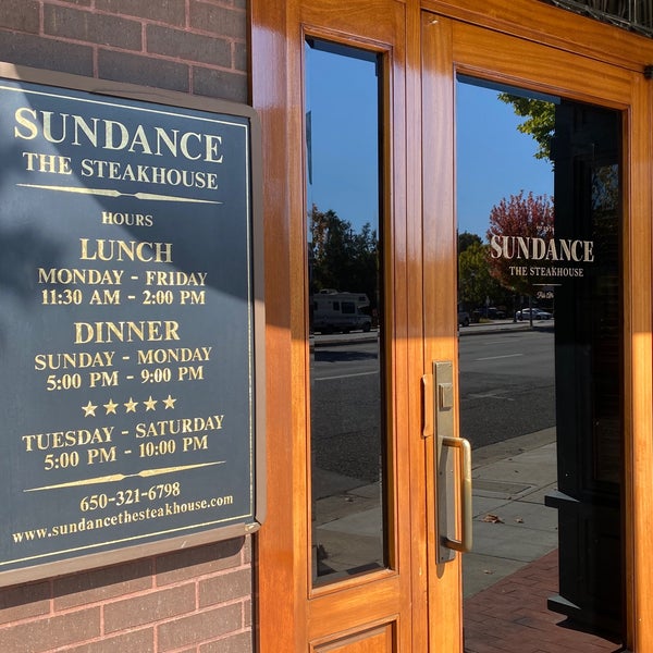 Foto tirada no(a) Sundance The Steakhouse por Andrew D. em 10/9/2021