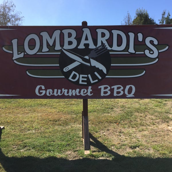 Photo taken at Lombardi&#39;s BBQ &amp; Deli by Andrew D. on 10/3/2019