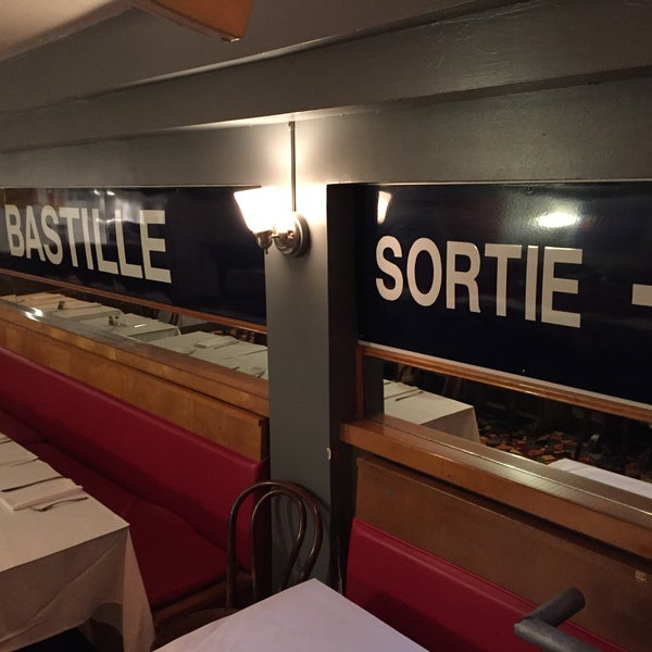 3/6/2019 tarihinde Andrew D.ziyaretçi tarafından Cafe Bastille'de çekilen fotoğraf