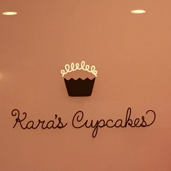 Photo prise au Kara&#39;s Cupcakes par Andrew D. le1/29/2019