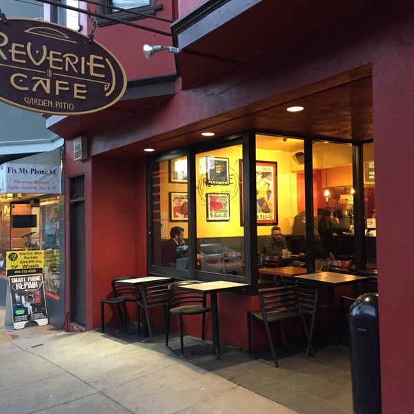 Foto tirada no(a) Cafe Reverie por Andrew D. em 2/15/2019