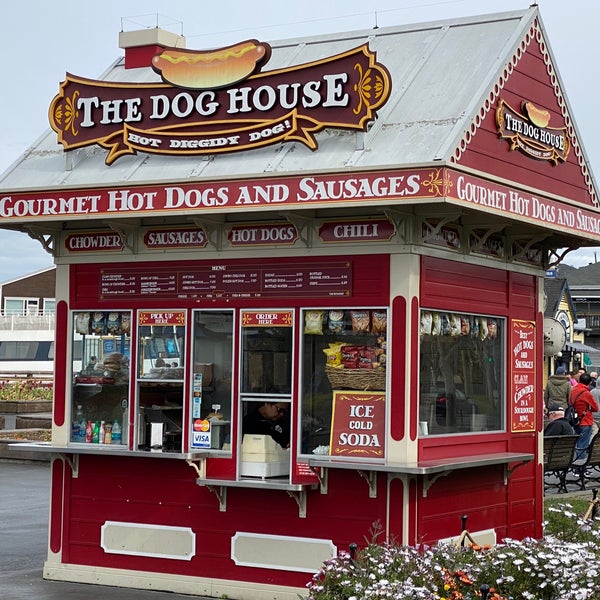 Photo: Hot Dog House, fast food, Kirov, Moskovskaya Street, 38 - Yandex Maps