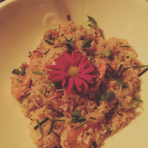 Arroz de jasmim com leite de côco lulas e camarão rosa! 😋