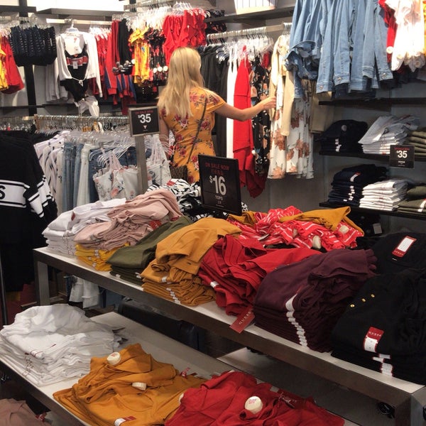 queensborough guess outlet