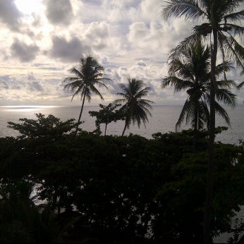 รูปภาพถ่ายที่ Hawaii A Club Bali Resort โดย Risa A. เมื่อ 12/25/2013