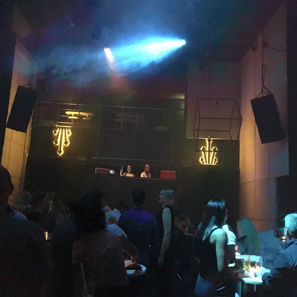Photo prise au D&#39;lux Club Ankara par Ibrahim D. le10/26/2019