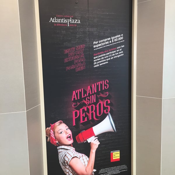 Foto scattata a Atlantis Plaza da Angela V. il 10/27/2016