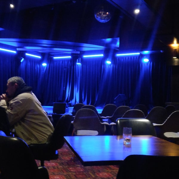 Ресторан hide лондон. Bar below. Bar below. Кафе белов на маросейке. Белов гастробар белов на маросейке.