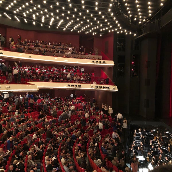 Foto tirada no(a) Nationale Opera &amp; Ballet por Anastasia Y. em 10/29/2019