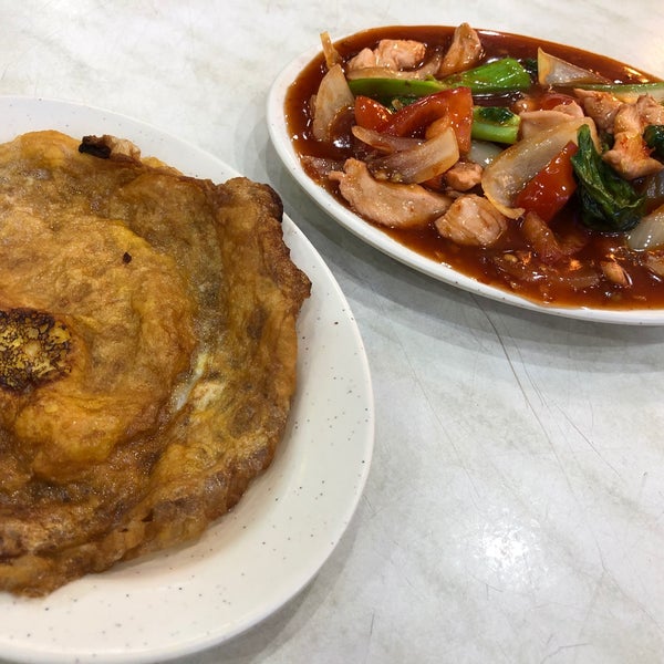 Restaurant Azhaar Maju Asian Restaurant