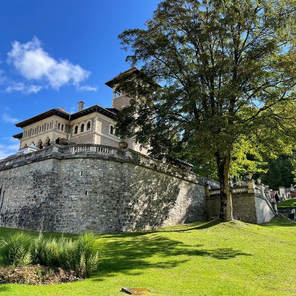 รูปภาพถ่ายที่ Castelul Cantacuzino โดย Nikola เมื่อ 9/24/2022