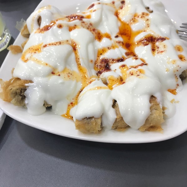 Özen Börek (Artık Kapalı) Çengelköy�da Börekçi