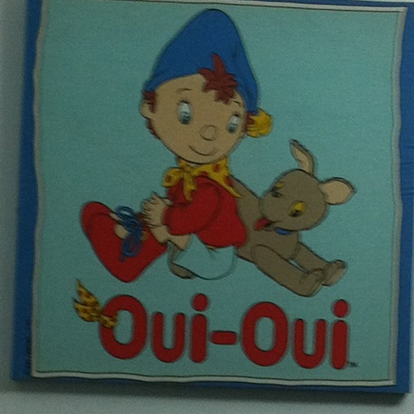 Oui. Oui oui oui est. Oui картинка. Noddy toyland detective. Oui.