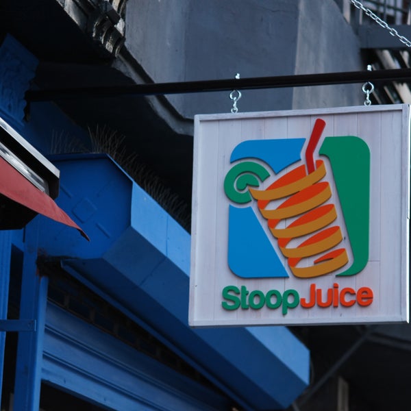 Foto diambil di Stoop Juice oleh Stoop Juice pada 12/26/2013