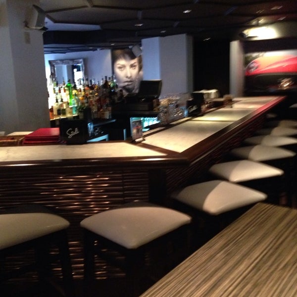 Foto tomada en Anastasia Restaurant  por 💥Gregory &quot;Gee Dub&quot; W. el 4/10/2014