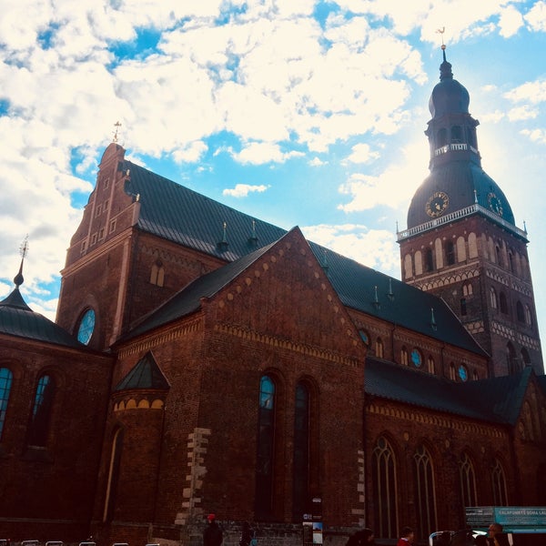 Foto diambil di Rīgas Doms | Riga Cathedral oleh Irina pada 5/6/2019