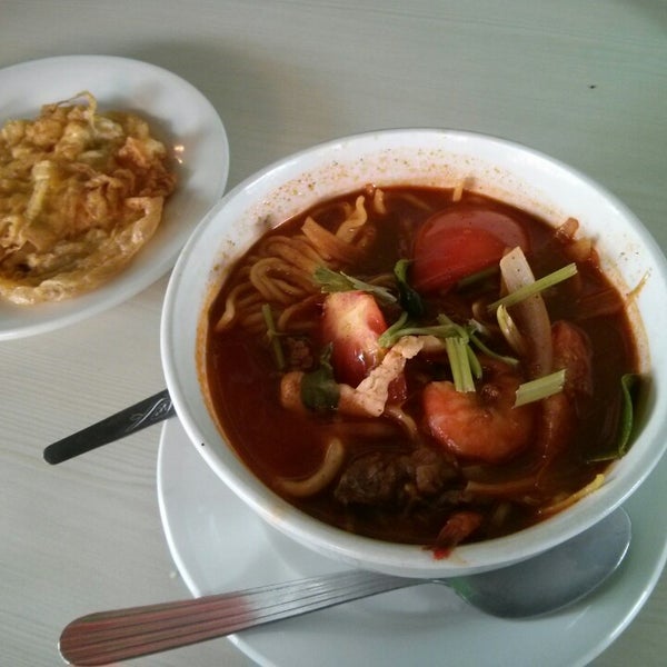 Das Foto wurde bei Riang Riang Restaurant von Ahmad A. am 12/31/2013 aufgenommen