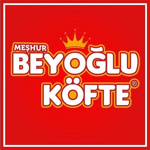 Foto tirada no(a) Beyoğlu Köfte por Emrah K. em 4/28/2016